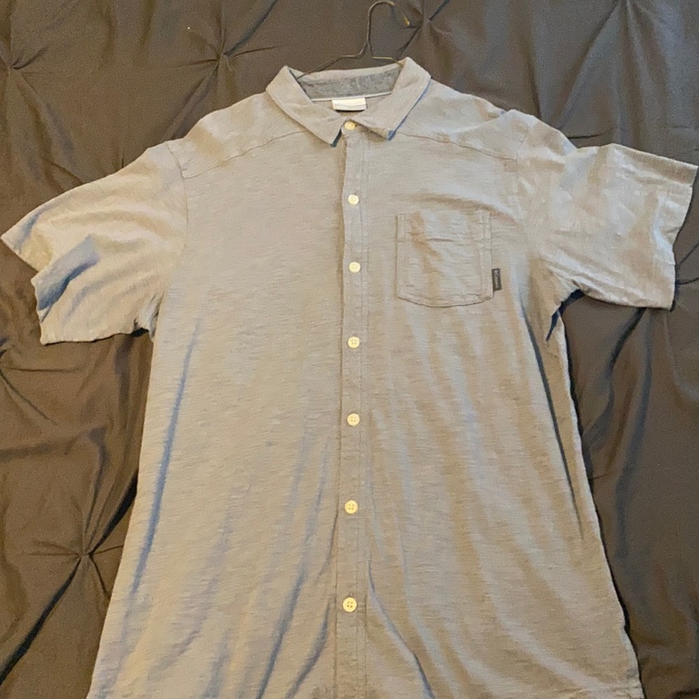 Columbia casual outdoor short sleeve Button down
